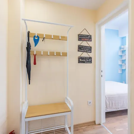 California Apartman Várna